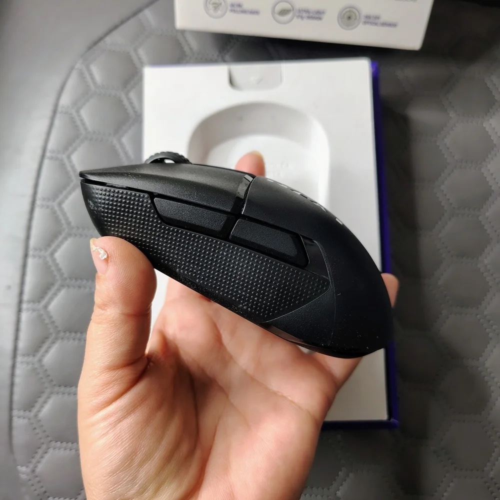 NZXT Lift Elite Wireless Gaming Mouse 26K DPI PixArt PAW3395 Black